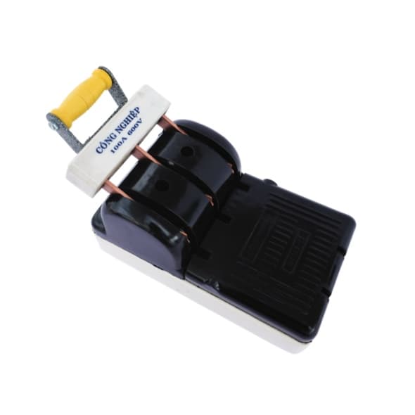 Cầu dao Phenolic 3 pha